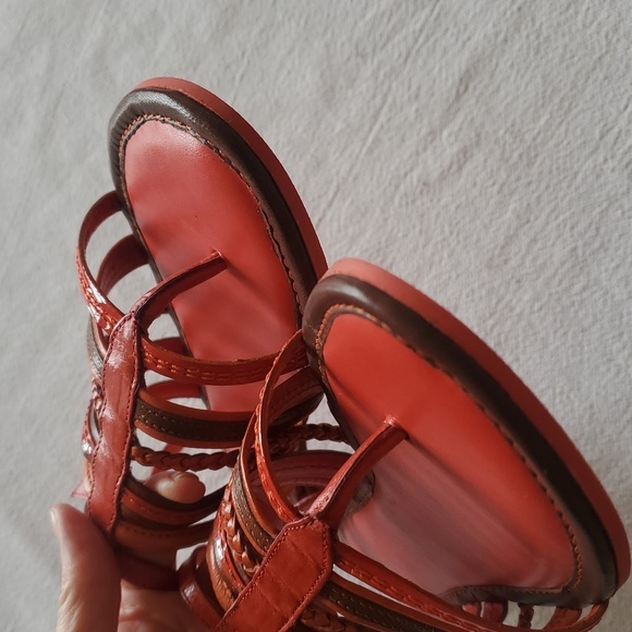 Cole Haan Strappy Thong Adjustable Sz. 7 Sandals - Picture 6 of 8